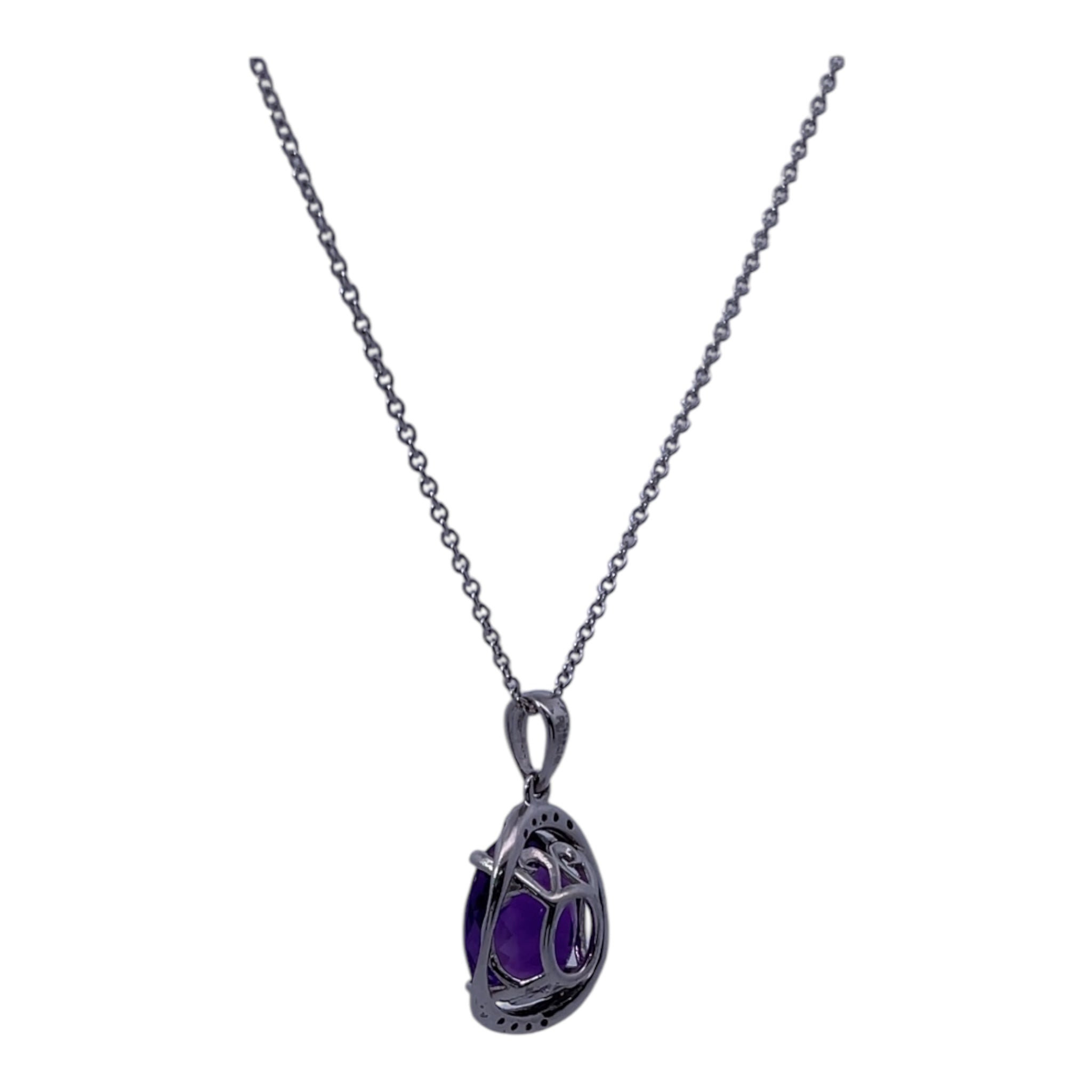 Collar de oro blanco de 14 quilates con amatista de 3 ct y diamantes de 0,60 ct: lujo audaz
