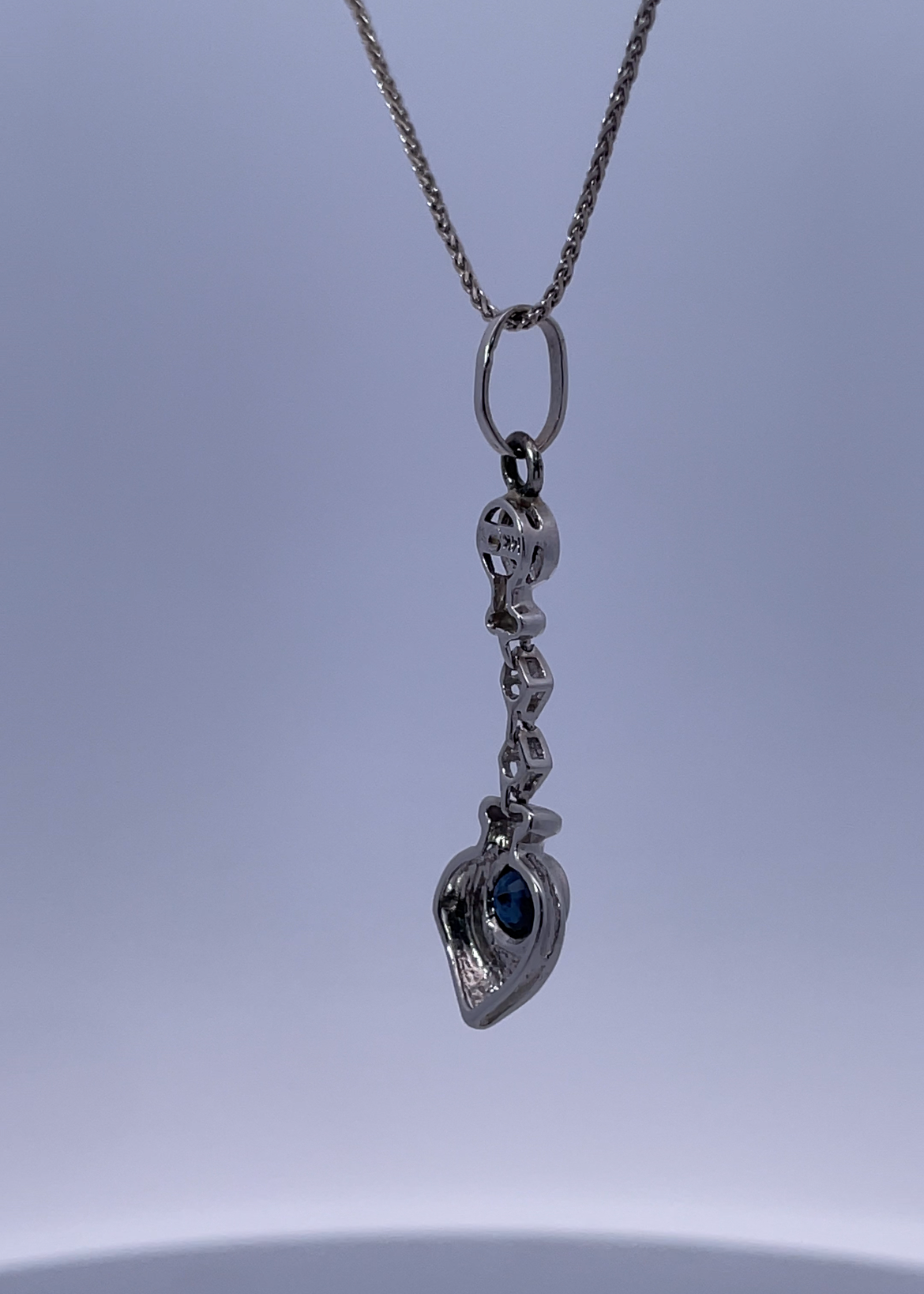 14K White Gold Necklace with 0.70ct Sapphire and 0.10ct Diamonds – Timeless Elegance