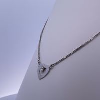 Amor y lujo: collar de corazón de oro blanco de 18 quilates con diamantes de 0,30 ct