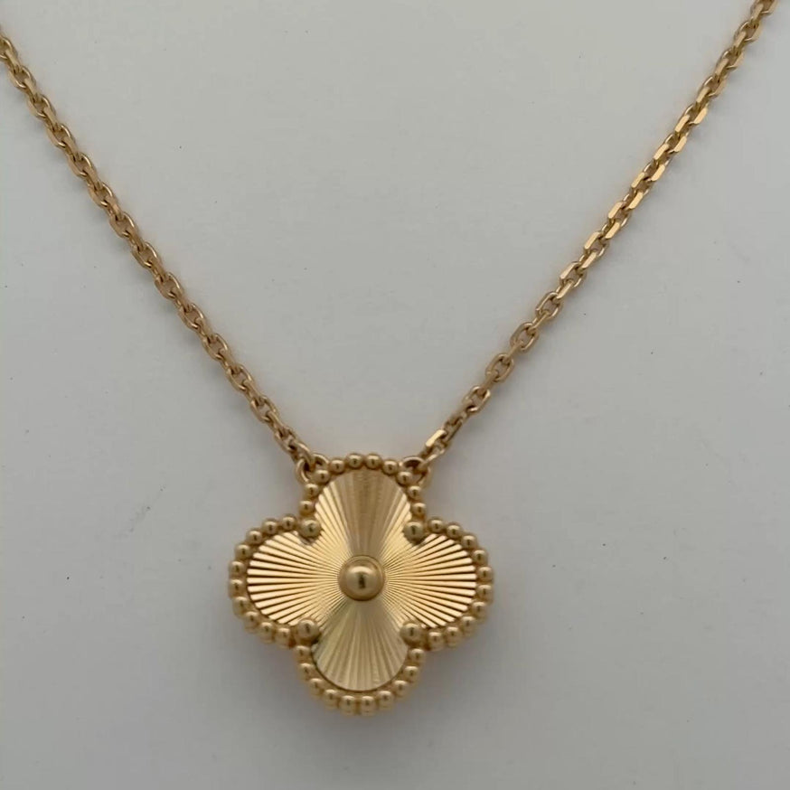 Quatrefoil Radiance 18K Gold Necklace