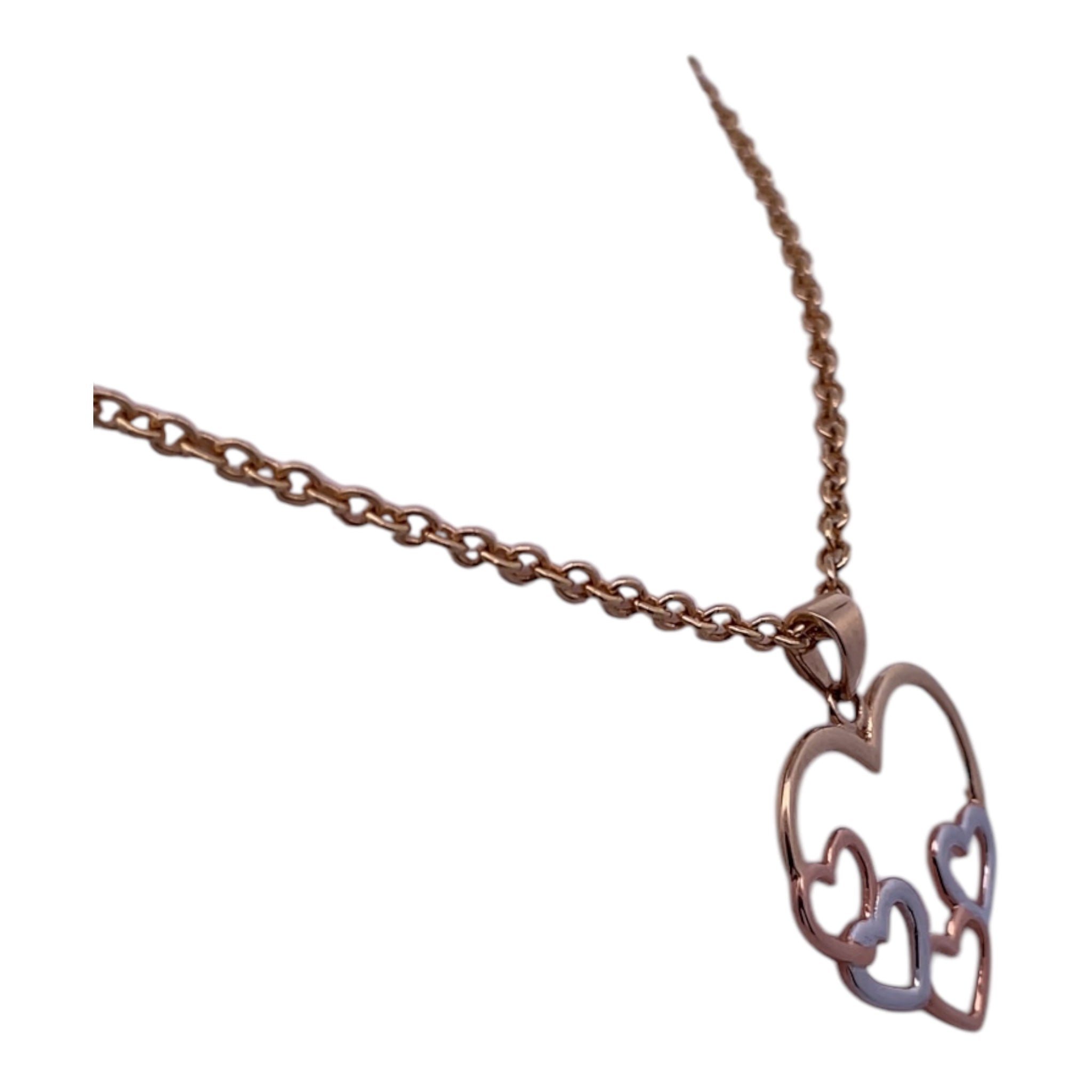 18K Tricolor Gold Heart Necklace – Symbol of Unity and Love