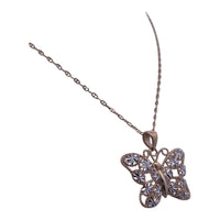 18K Yellow Gold Butterfly Pendant Necklace – A Delicate Symbol of Transformation