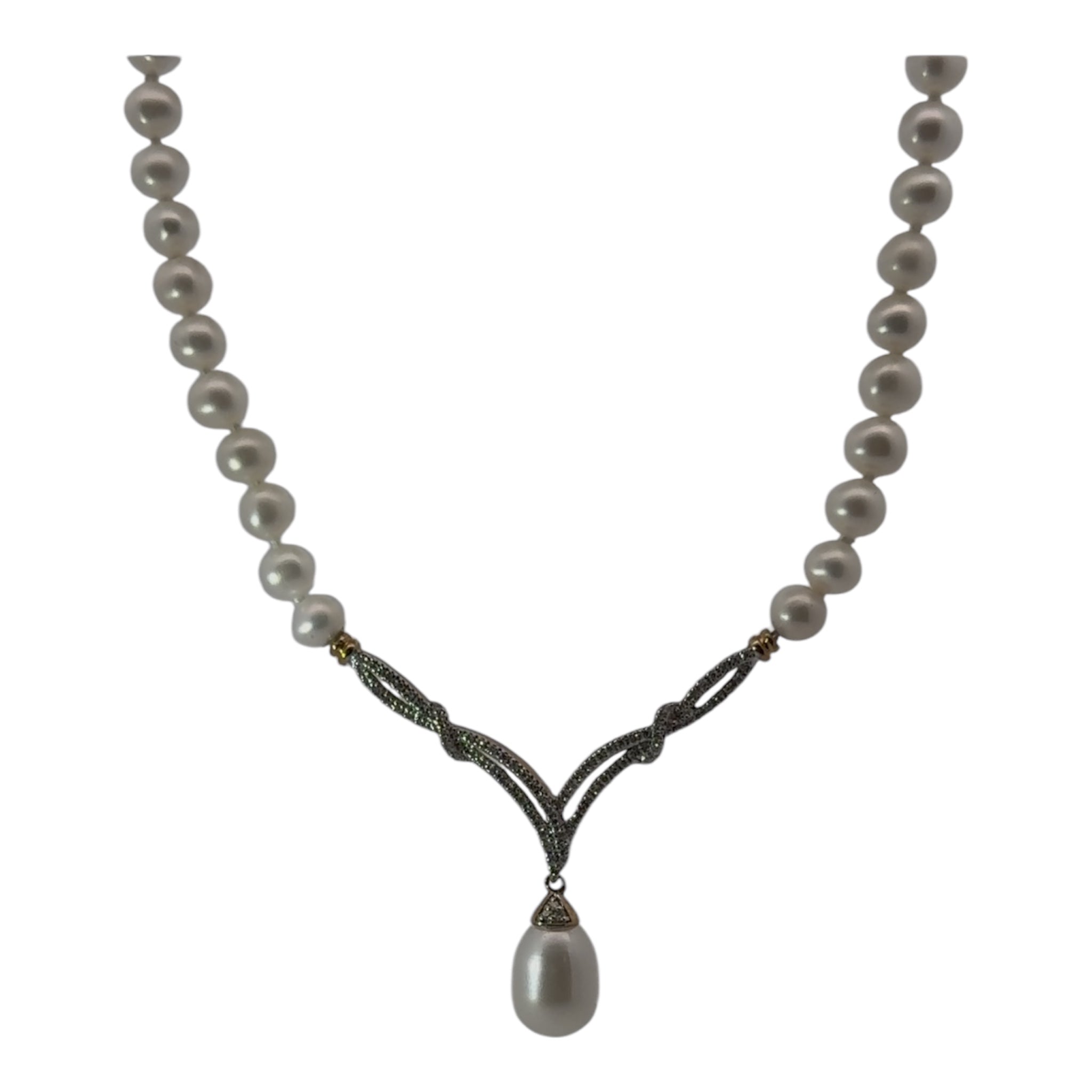 The Golden Pearl Harmony Necklace