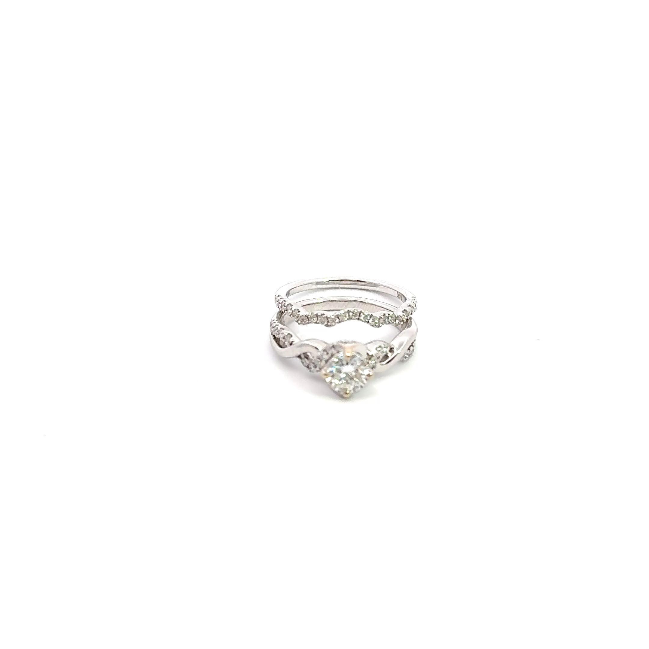 Eternal Heart 14K Gold Diamond Stack Set
