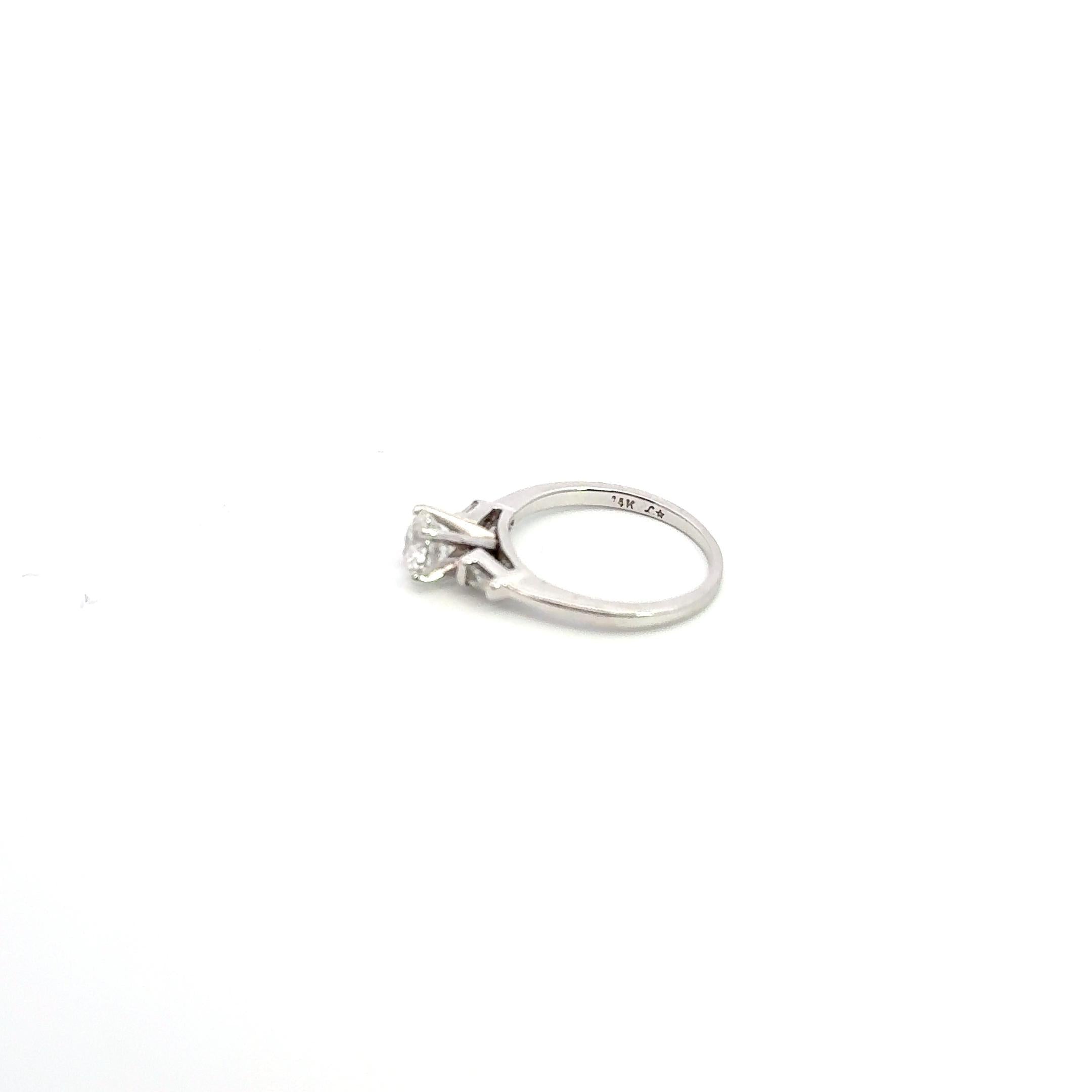 Serenity 14K Gold Diamond Ring