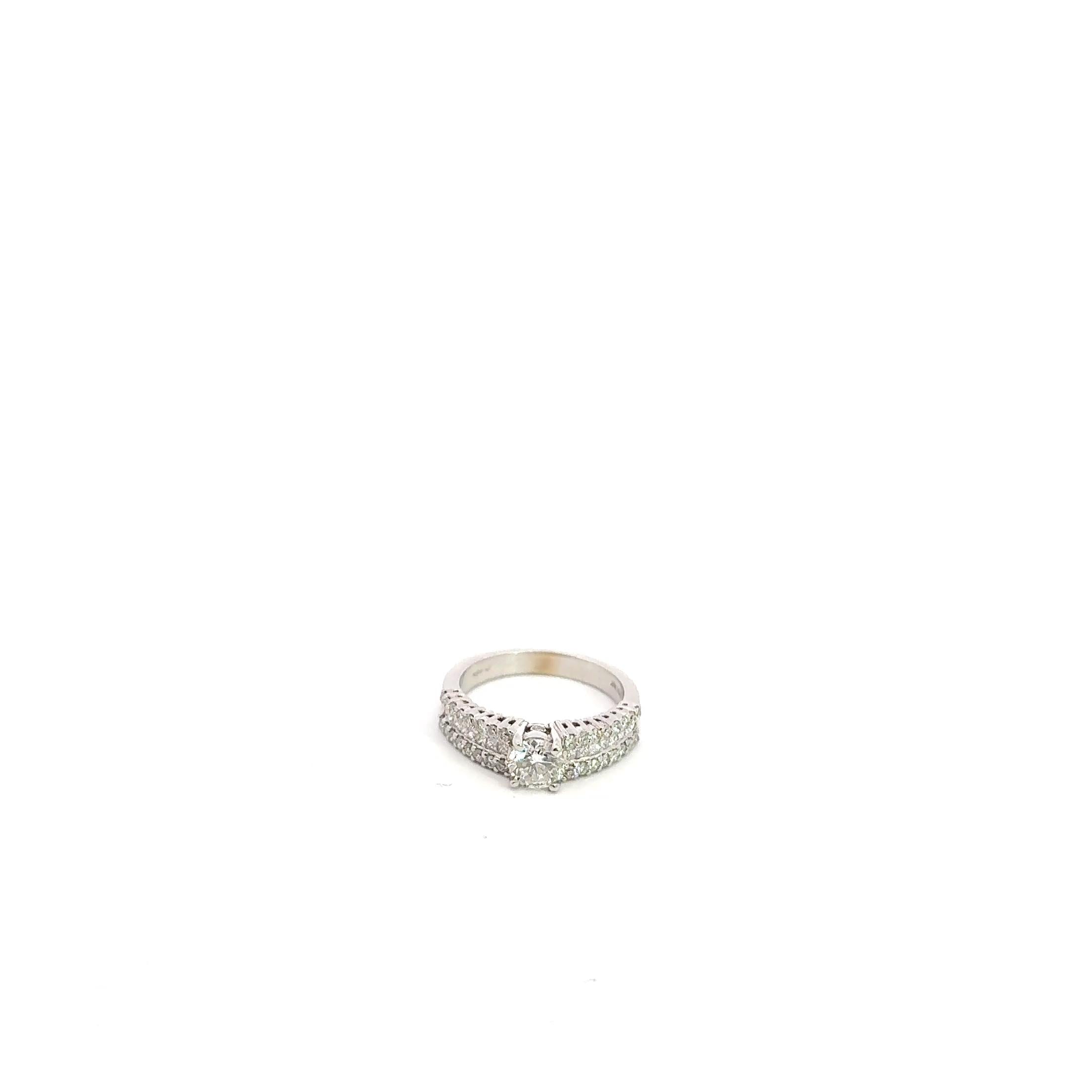 Eterna 14K Gold Diamond Ring