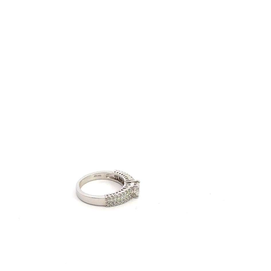 Eterna 14K Gold Diamond Ring