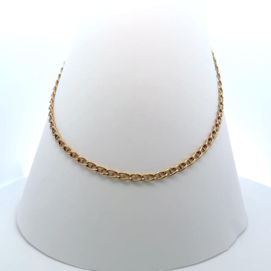 Classic Oval 18K Gold Chain Necklace