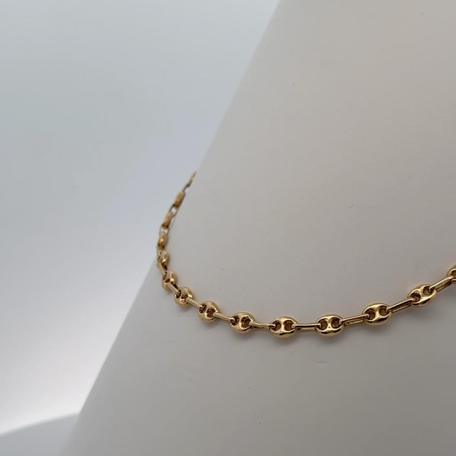 Refined Oval 18K Gold Chain Necklace